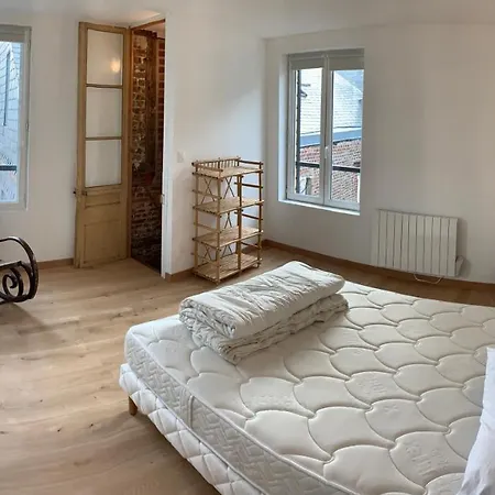 Maison En Plein Coeur D'honfleur